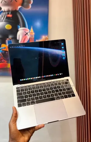 Laptop Apple MacBook Pro 2019 16GB Intel Core i5 SSD 256GB