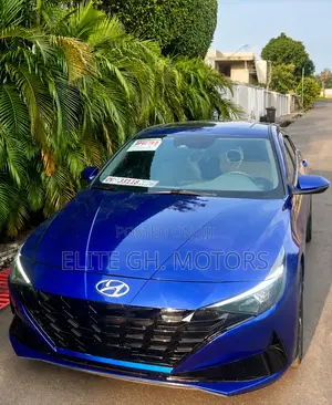 Hyundai Elantra 2022 Blue