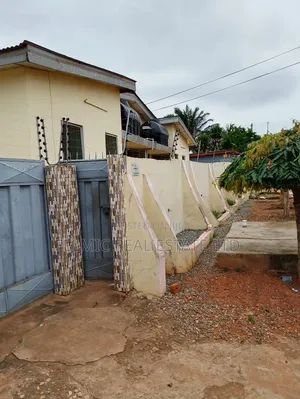 3bdrm Apartment in Felmic Real Estate, Ofankor for rent