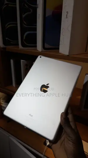 Apple iPad 10.2 (2021) 64 GB Silver