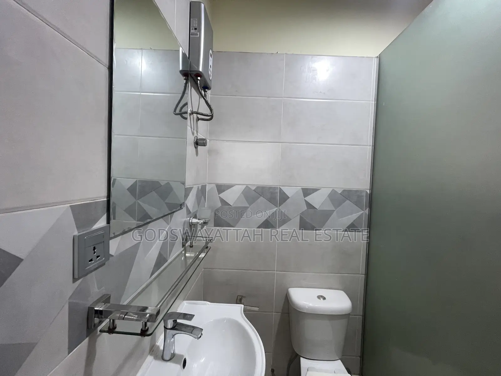 2bdrm Apartment in East Legon, Adjiriganor for rent