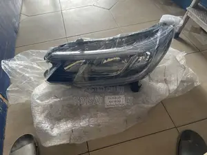 CR-v 15 Headlight