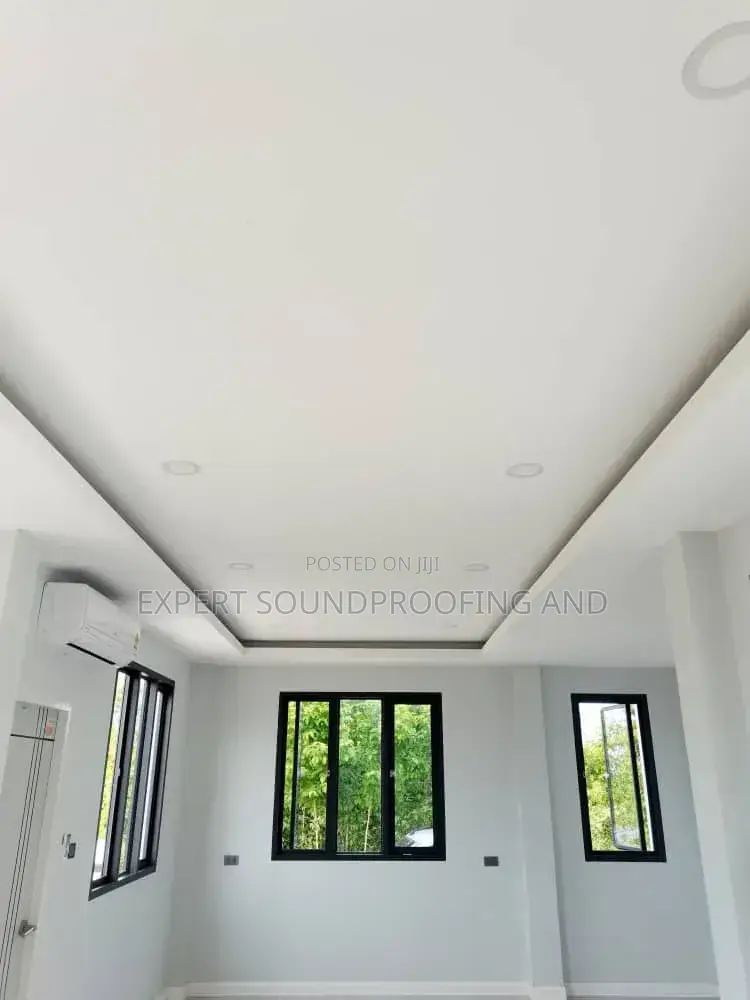 Expert Plasterboard Installer .