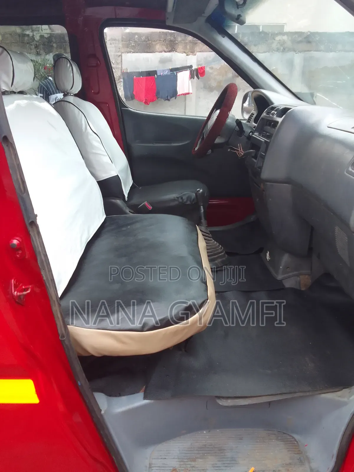 Toyota HiAce 2008 Red