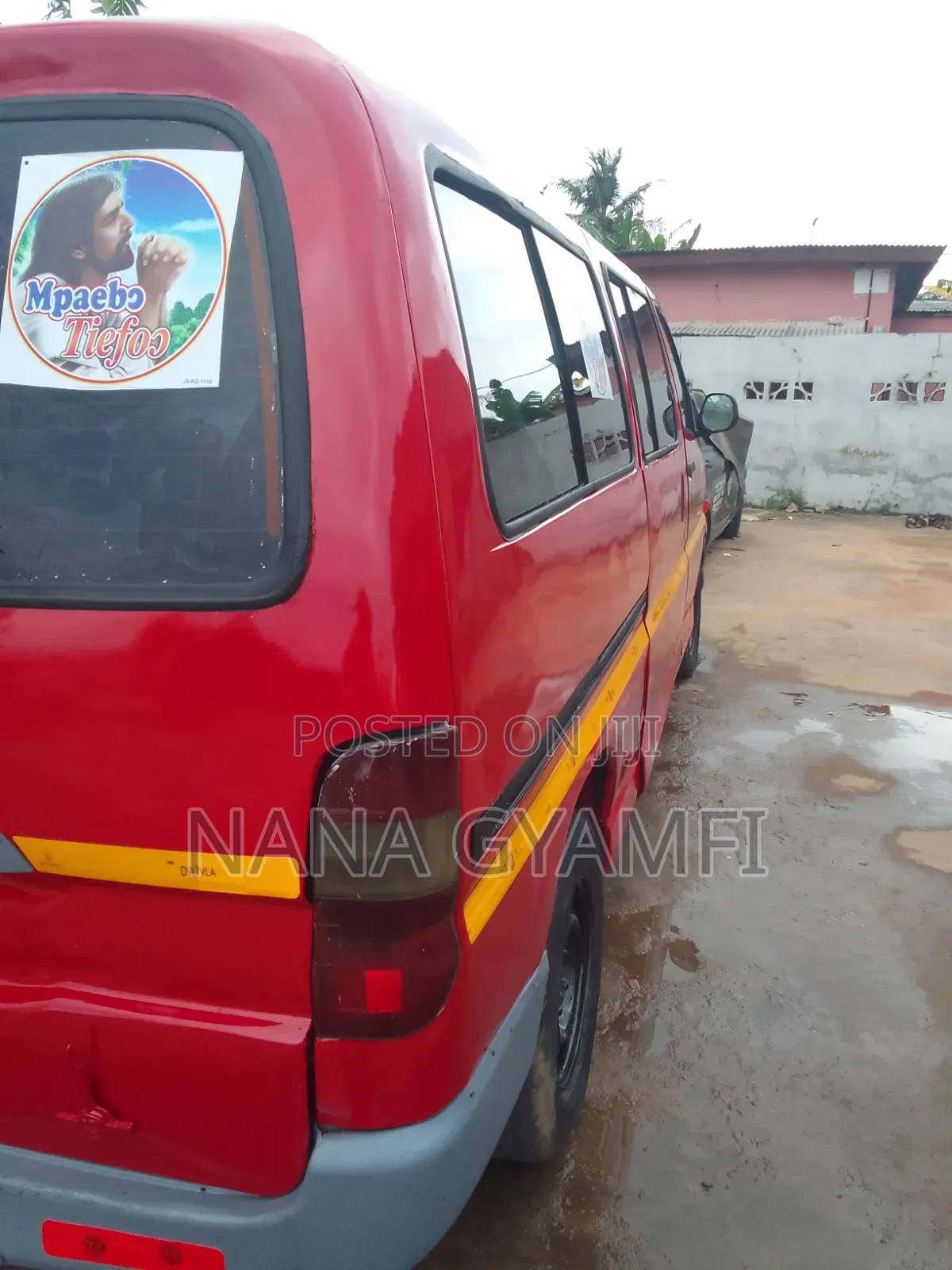 Toyota HiAce 2008 Red