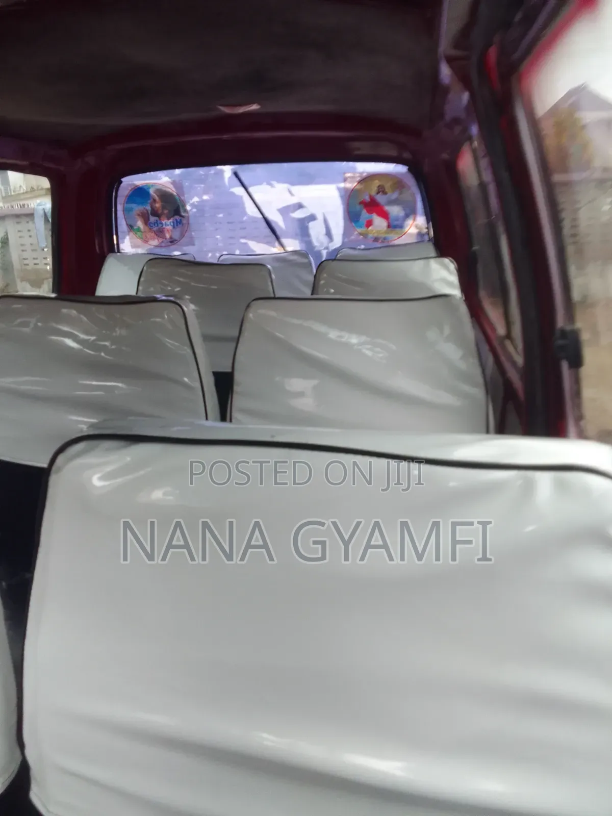 Toyota HiAce 2008 Red