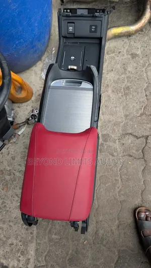 Acura RDX 2018,2019,2020,2021,2022,2023,2024,2025 Armrest Console