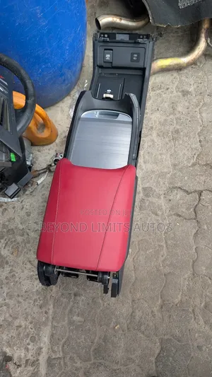 Acura RDX 2018,2019,2020,2021,2022,2023,2024,2025 Armrest Console