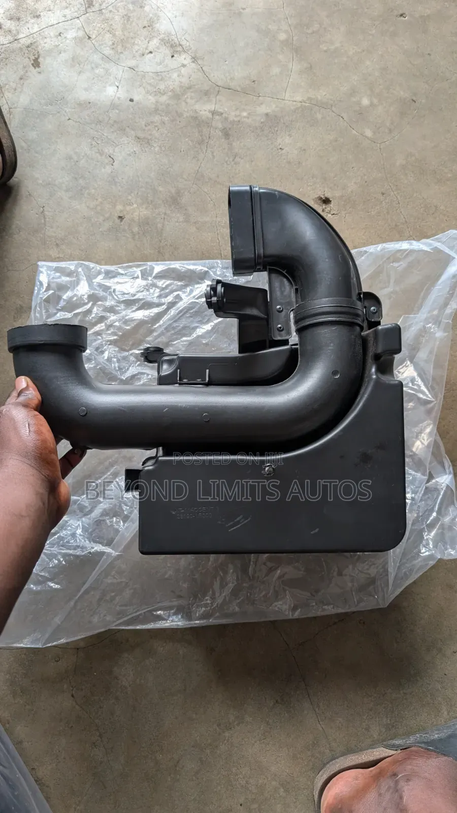 Hyundai Accent Air Resonator / Air Cleaner 2011 - 2017