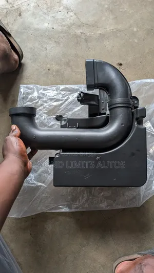 Hyundai Accent Air Resonator / Air Cleaner 2011 - 2017