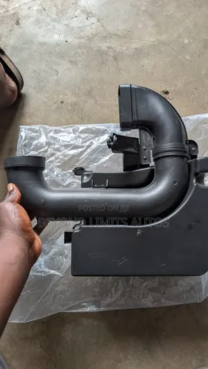 Hyundai Accent Air Resonator / Air Cleaner 2011 - 2017