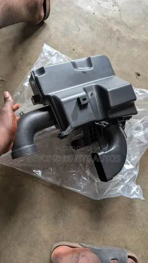 Hyundai Accent Air Resonator / Air Cleaner 2011 - 2017