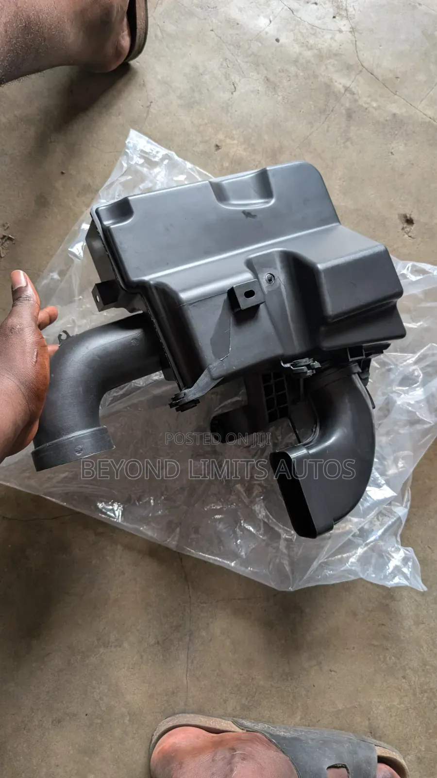 Hyundai Accent Air Resonator / Air Cleaner 2011 - 2017
