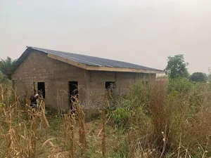 2bdrm House in White House, Amasaman for sale