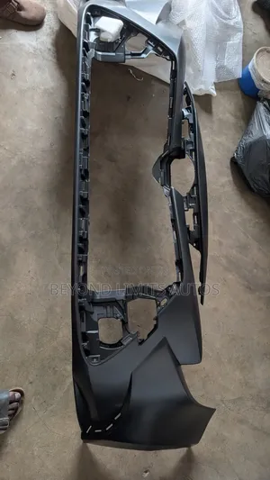 Toyota Corolla 2020,2021,2022 Front Bumper Le / Normal