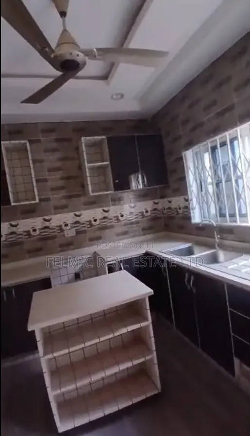 3bdrm House in Felmic Real Estate, Amasaman for rent