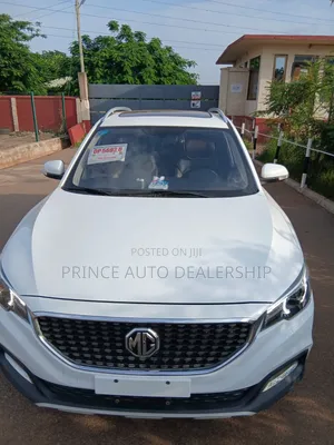 MG ZS 2019 White