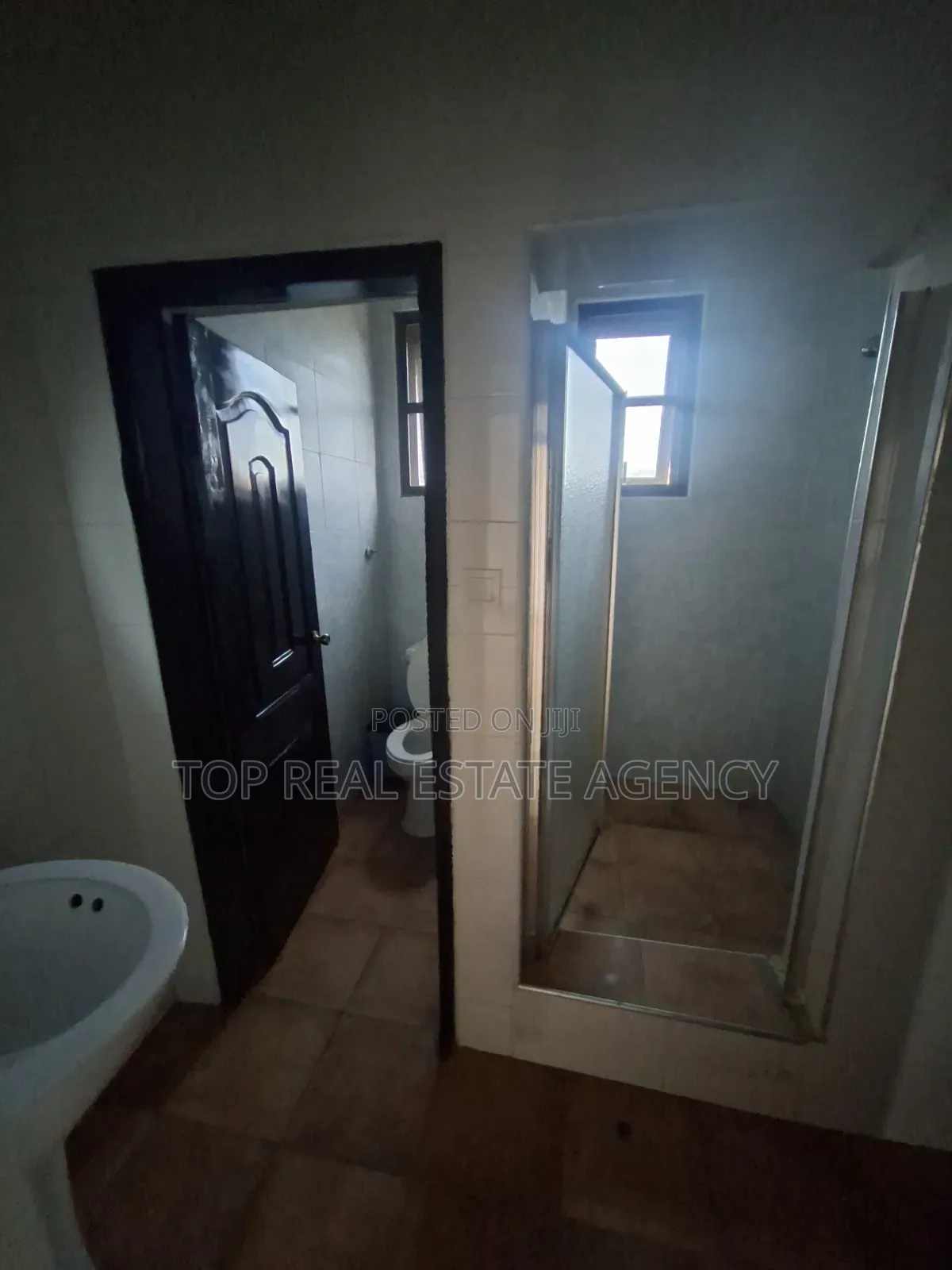 3bdrm Apartment in ,,Parakoe, Ga East Municipal for rent