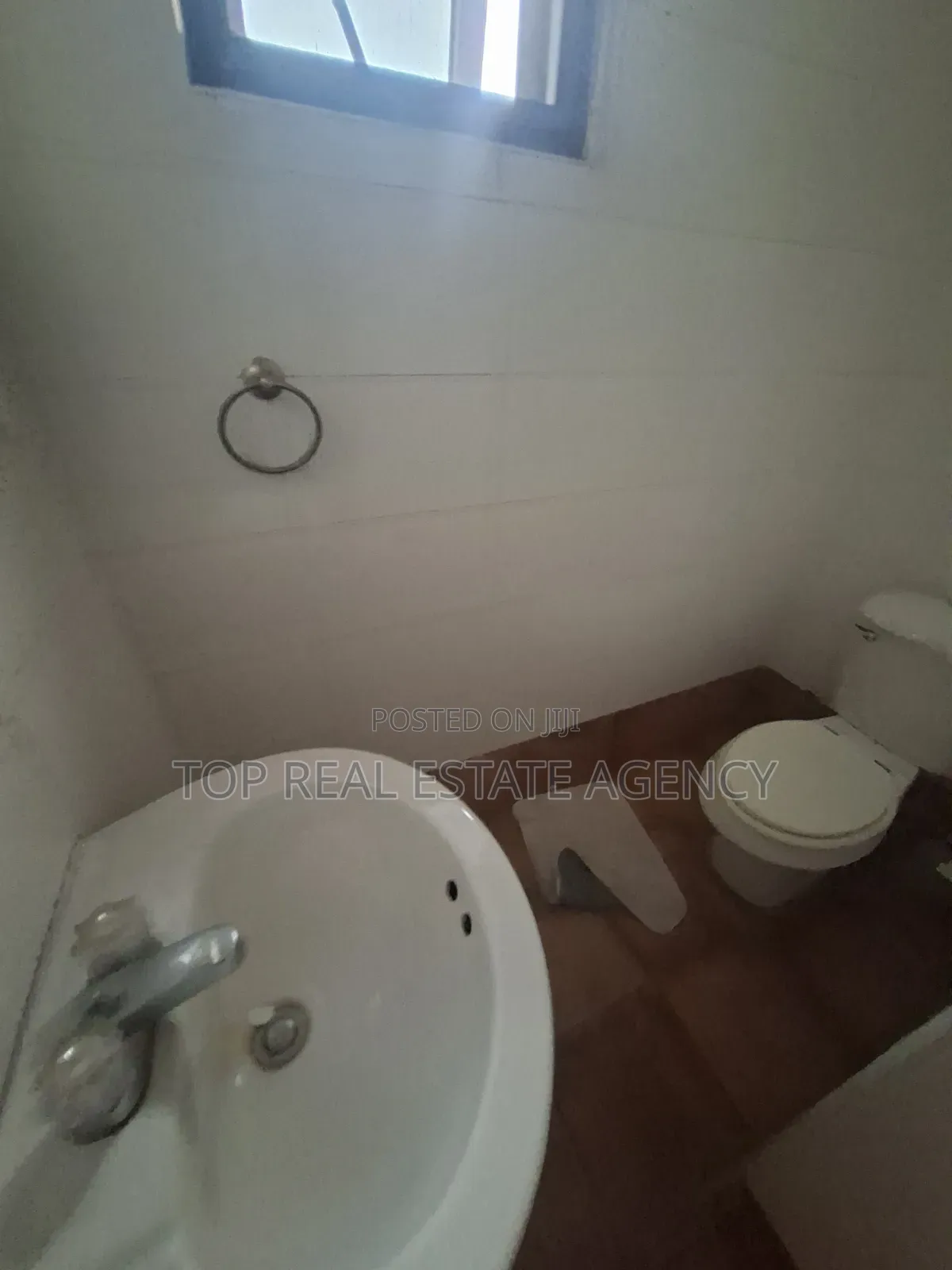 3bdrm Apartment in ,,Parakoe, Ga East Municipal for rent