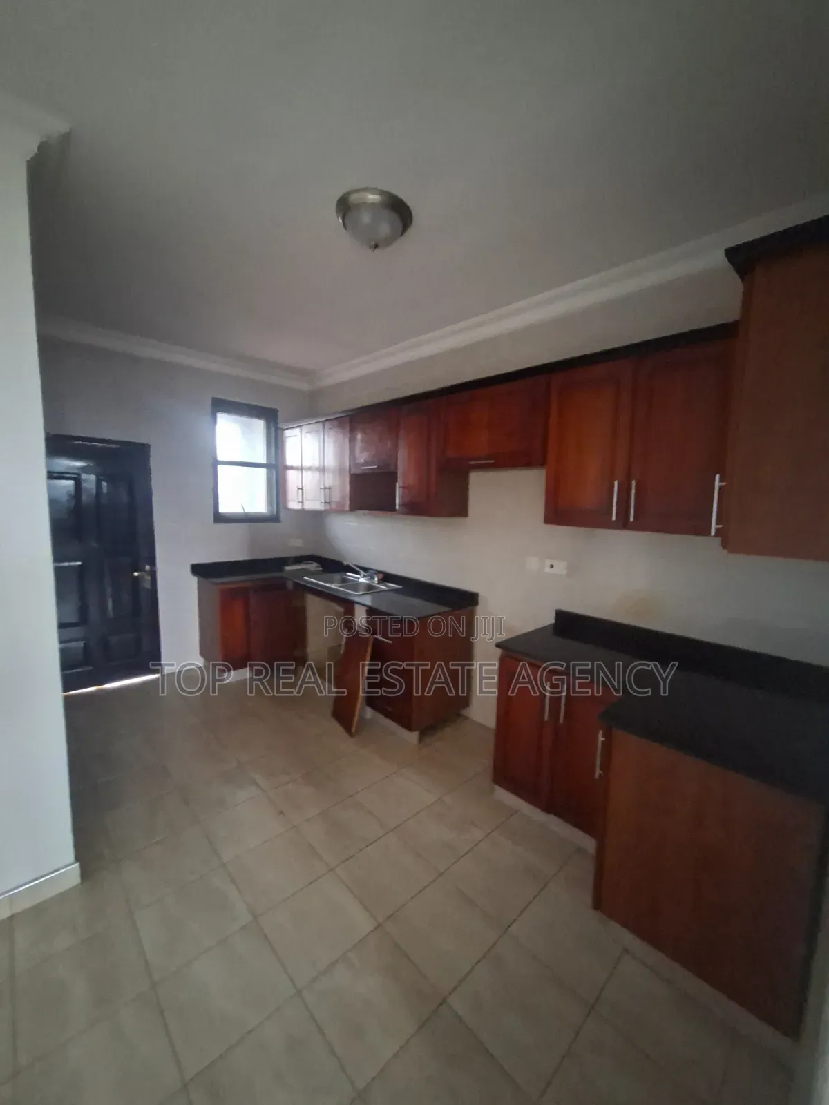 3bdrm Apartment in ,,Parakoe, Ga East Municipal for rent