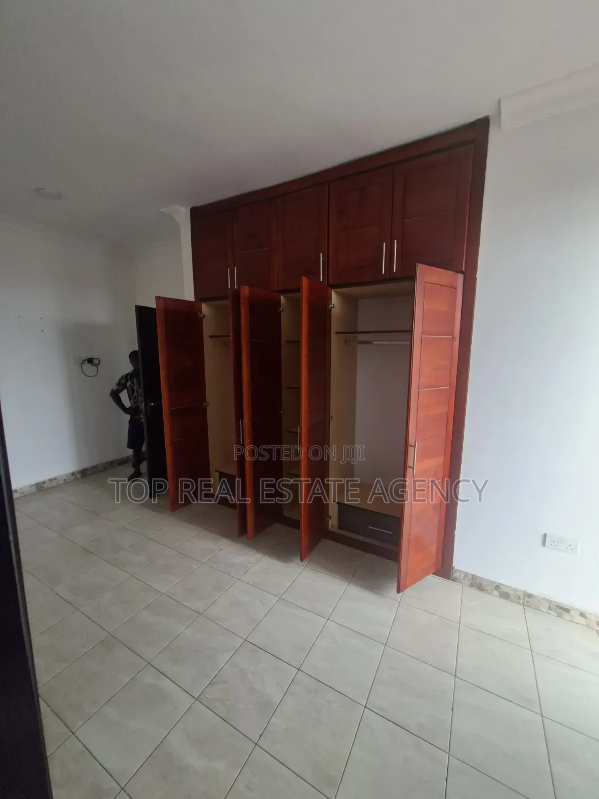 3bdrm Apartment in ,,Parakoe, Ga East Municipal for rent
