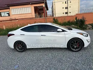 Hyundai Elantra 2015 White