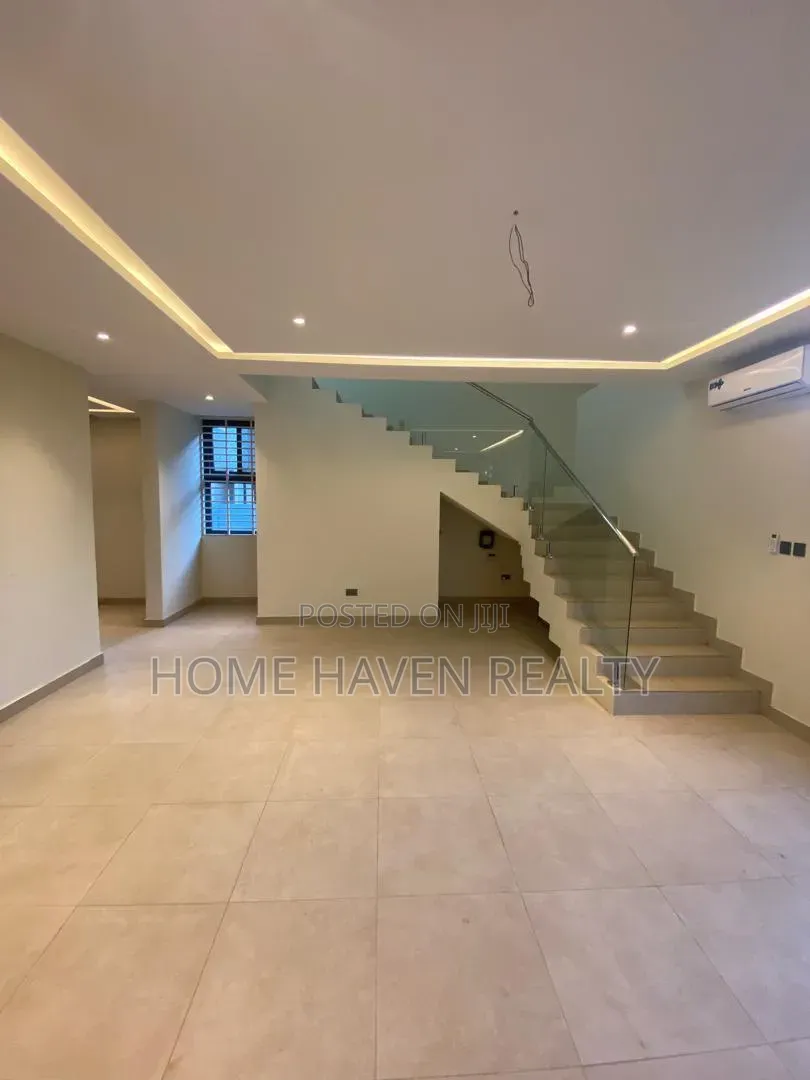 4bdrm House in Spintex Comm 18, Baatsona Total for sale