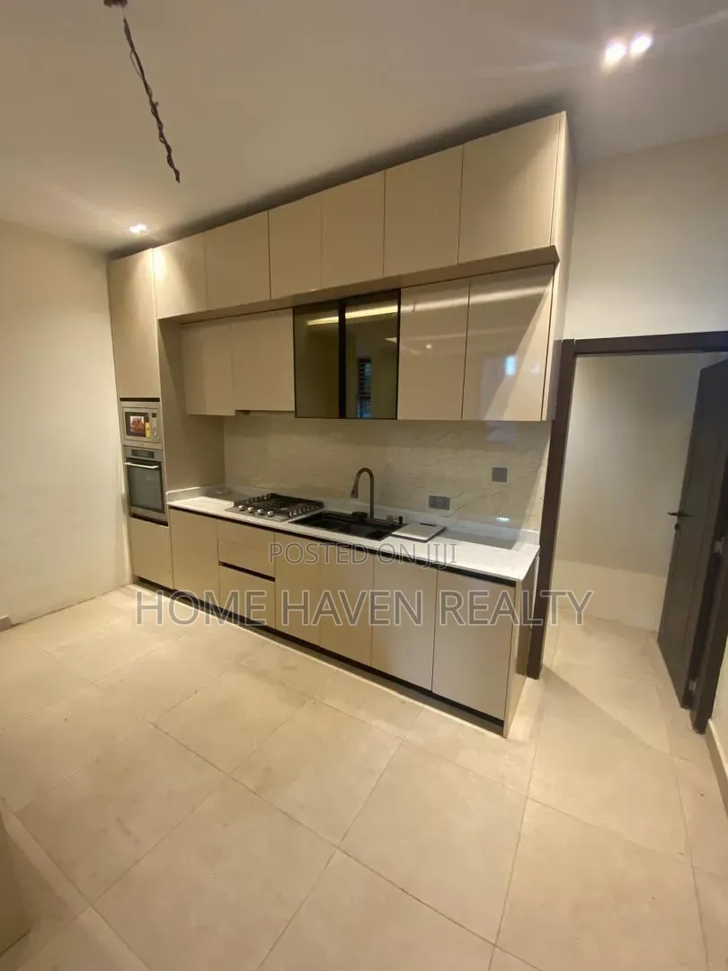 4bdrm House in Spintex Comm 18, Baatsona Total for sale