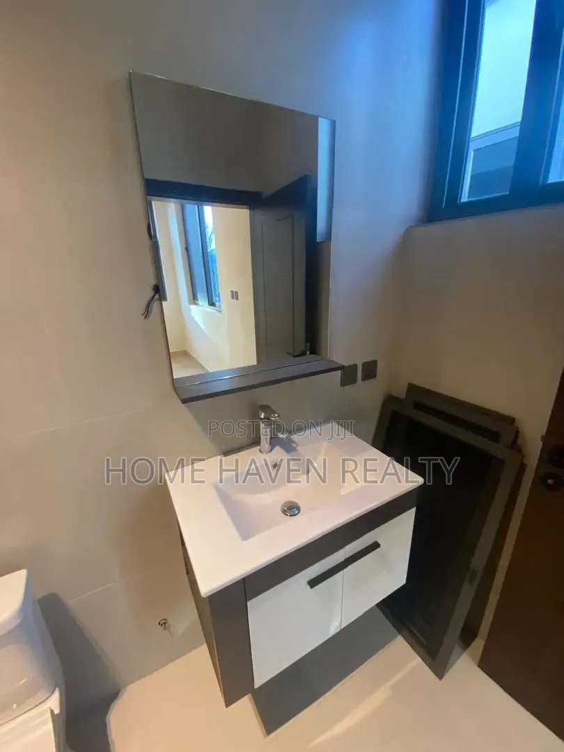 4bdrm House in Spintex Comm 18, Baatsona Total for sale