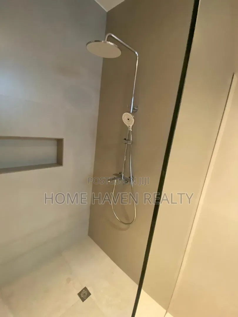 4bdrm House in Spintex Comm 18, Baatsona Total for sale