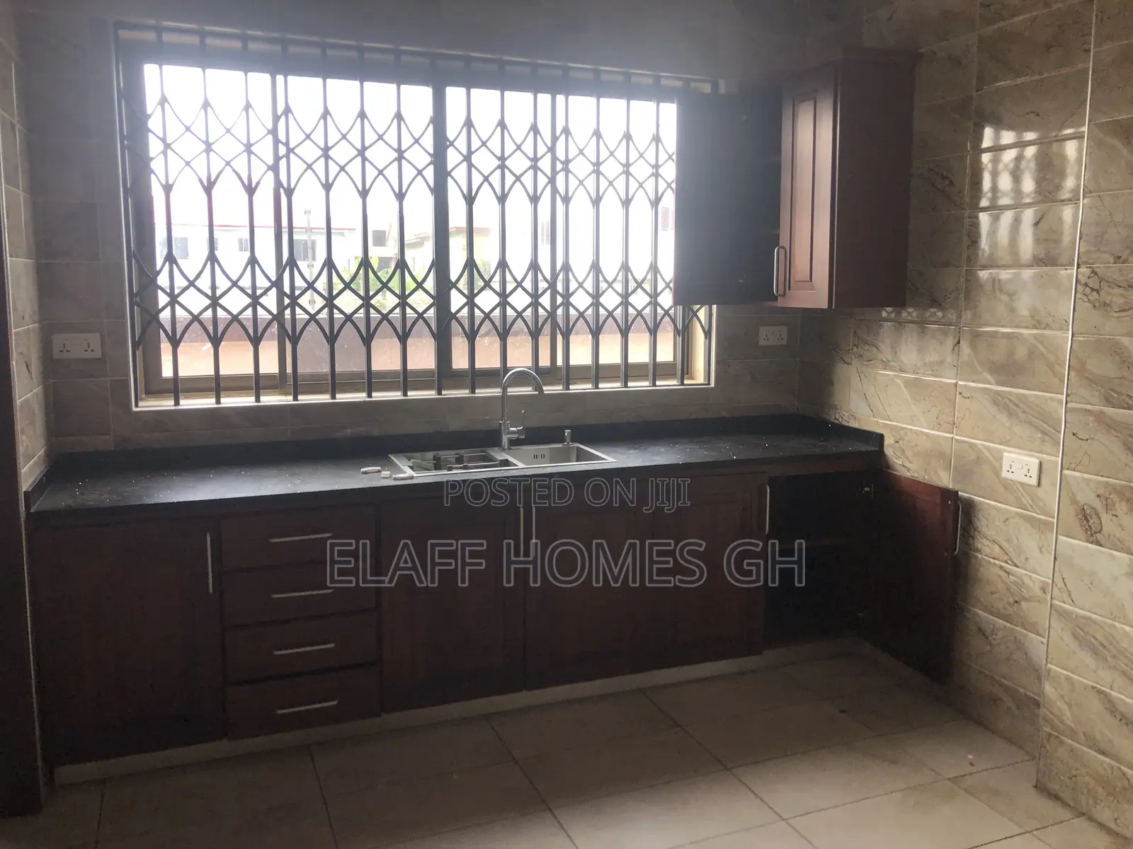 2bdrm Apartment in Elaffhomesgh, Otano for rent