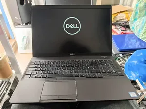 Laptop Dell Precision 3541 32GB Intel Core i5 SSD 1T