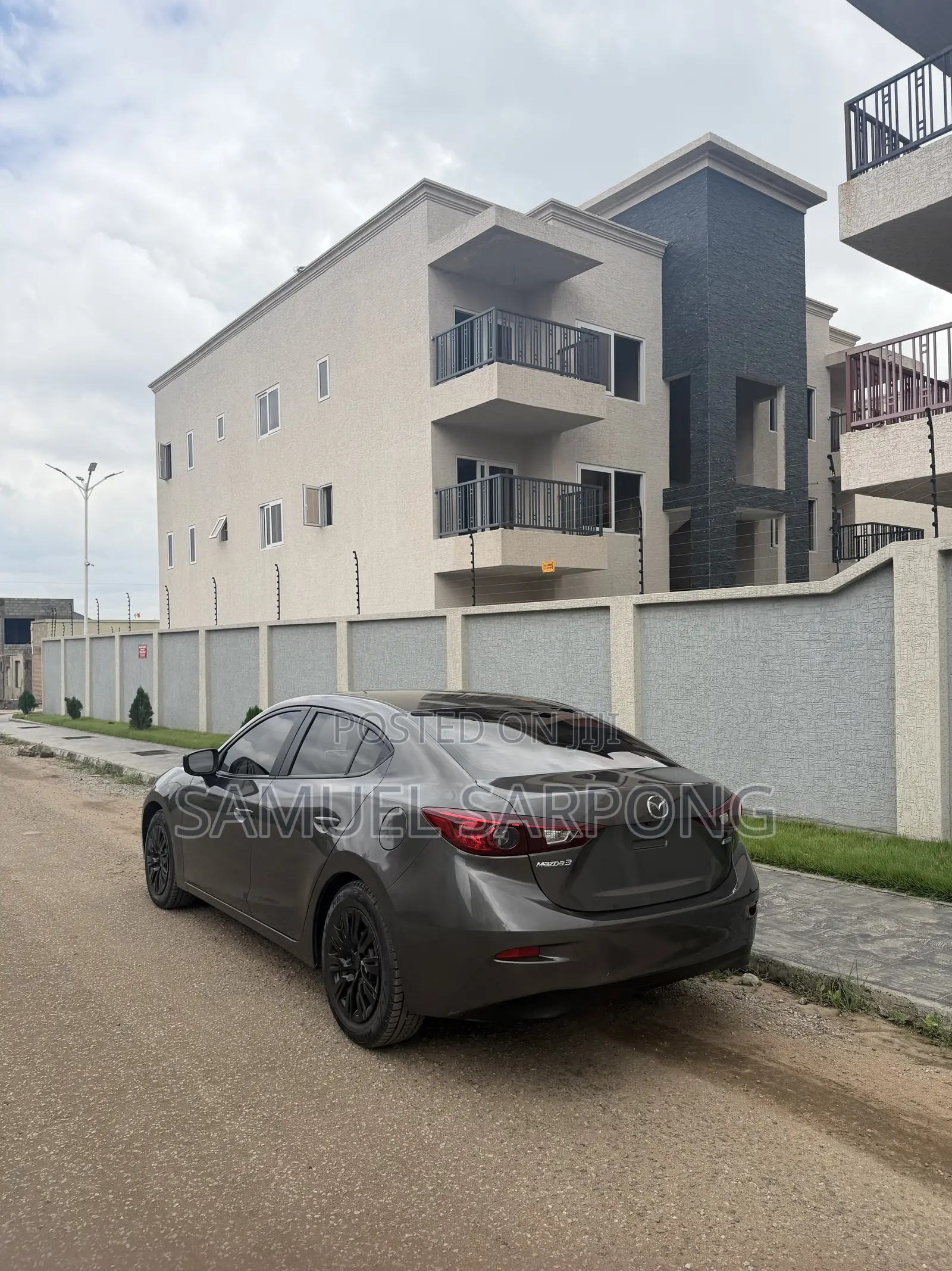 Mazda 3 2016 Gray