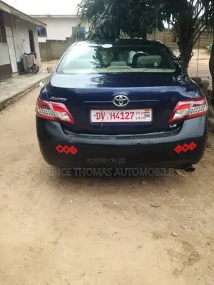 Toyota Camry 2010 Blue