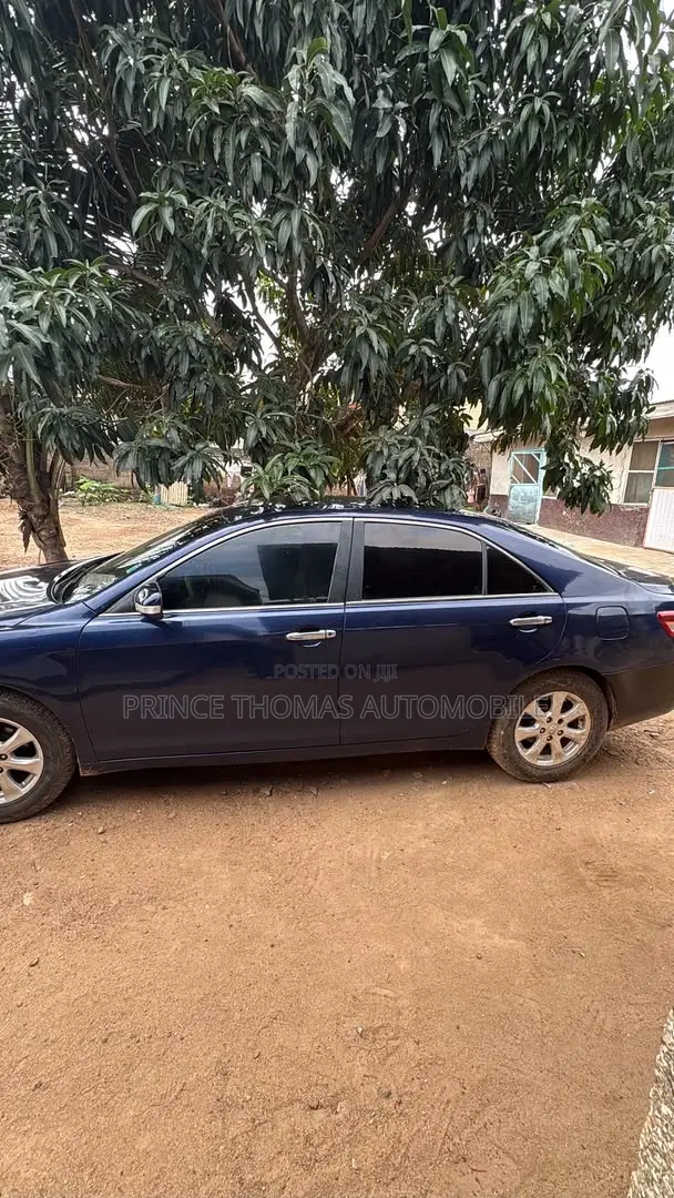 Toyota Camry 2010 Blue