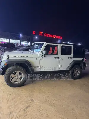 Jeep Wrangler Unlimited Rubicon 4dr SUV 4WD (3.6L 6cyl 6M) 2014 White
