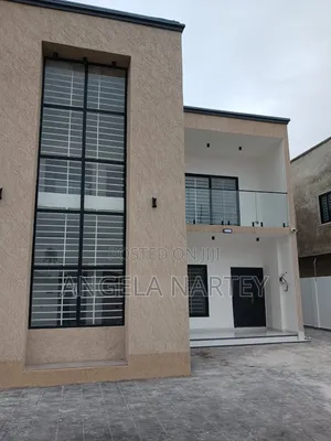 4bdrm House in Sakumono Estates, Accra Metropolitan for sale