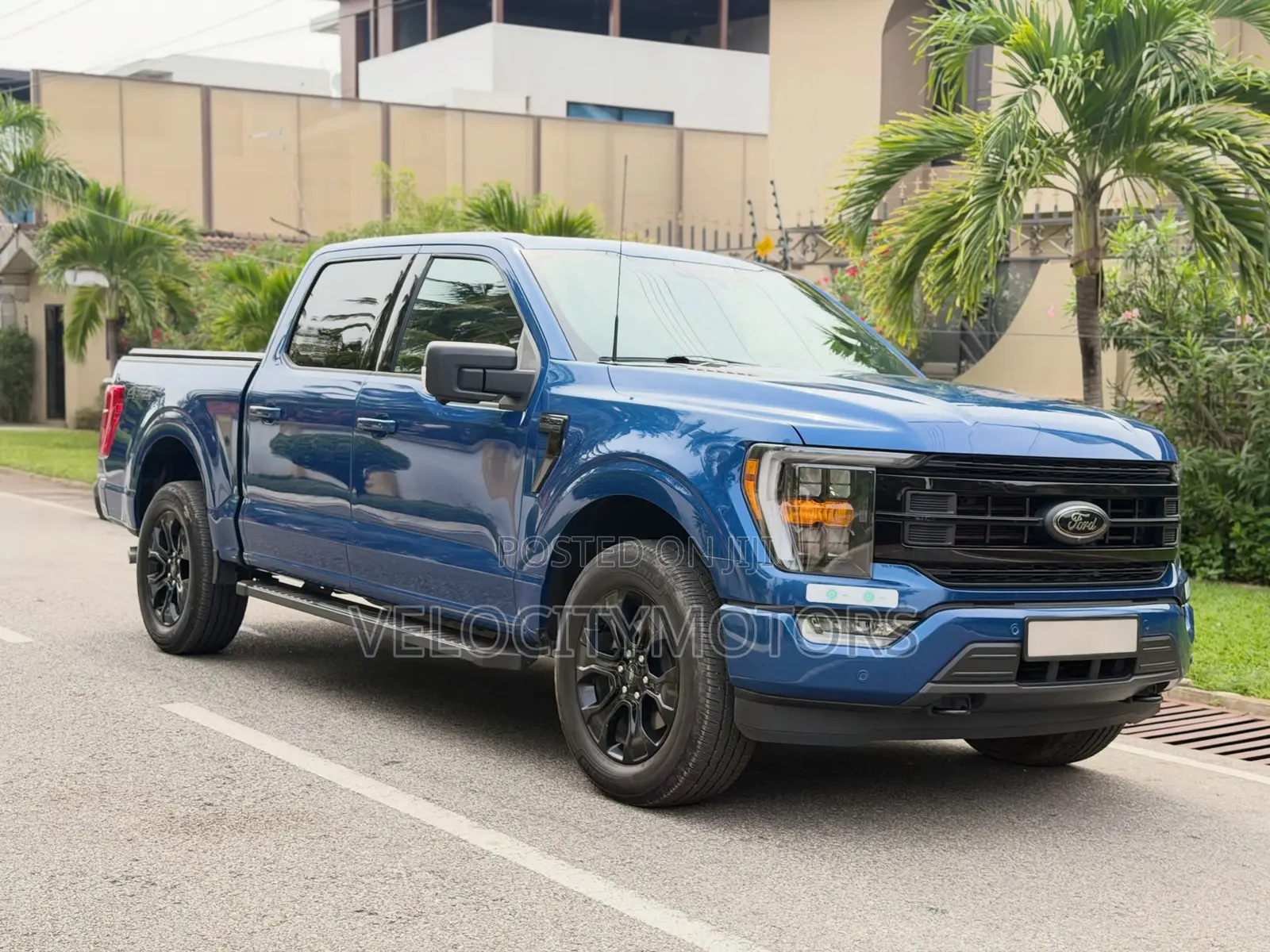 Ford F-150 XLT 2022 Blue