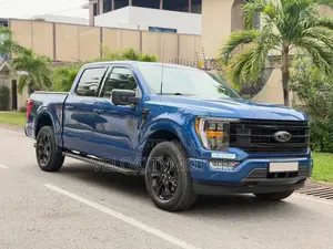 Ford F-150 XLT 2022 Blue