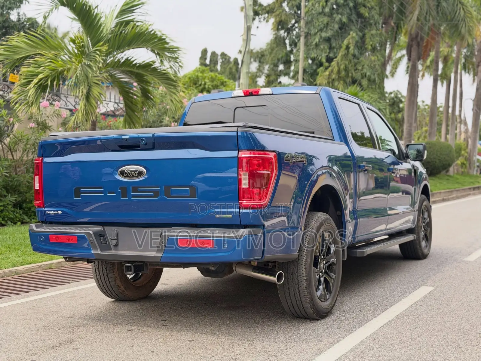 Ford F-150 XLT 2022 Blue
