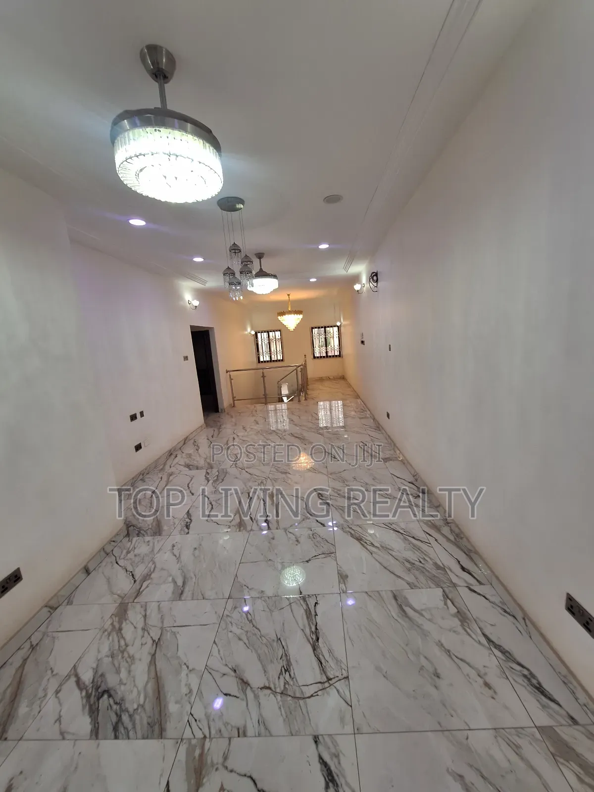 4bdrm Duplex in Legon Hills, Ashaley Botwe for rent