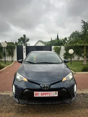 Toyota Corolla 2018 Blue