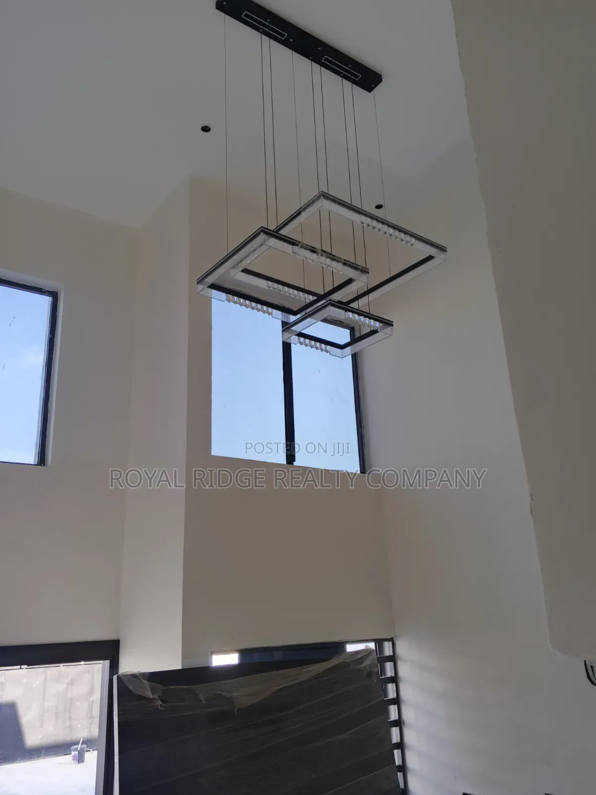 4bdrm Townhouse / Terrace in Burma Hills Close To, Accra Metropolitan