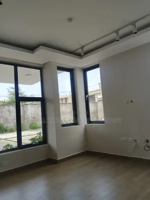 3bdrm House in Tseaddo, Accra Metropolitan for rent