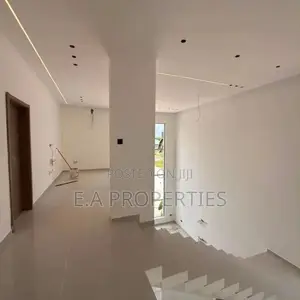 4bdrm House in Ea Properties, School Junction for sale