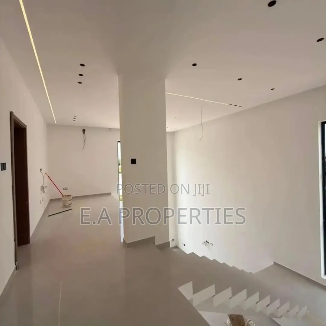4bdrm House in Ea Properties, School Junction for sale