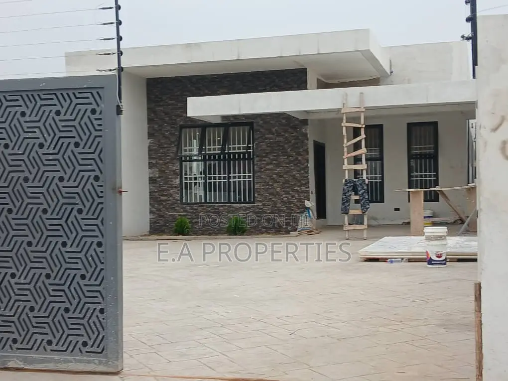 3bdrm House in Ea Properties, School Junction for sale