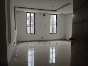 3bdrm House in Ea Properties, School Junction for sale