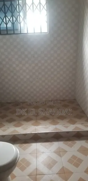 4bdrm House in Pokuase for sale