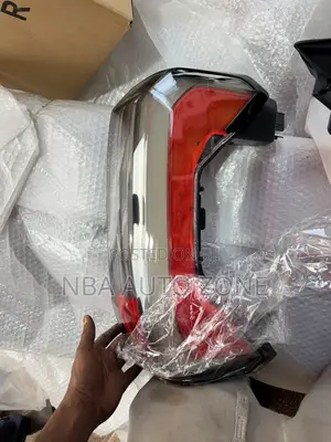 Toyota Tundra 2023-2026 Full Led Spec Tail Light Pair